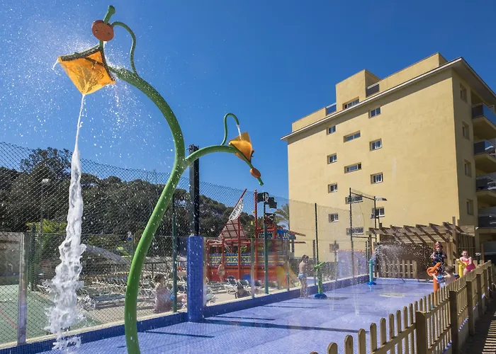Rosamar Garden 4*