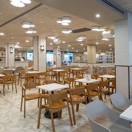 Rosamar Garden 4* 滨海略雷特