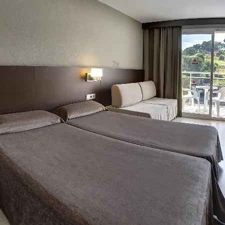 Отель Rosamar Garden 4*