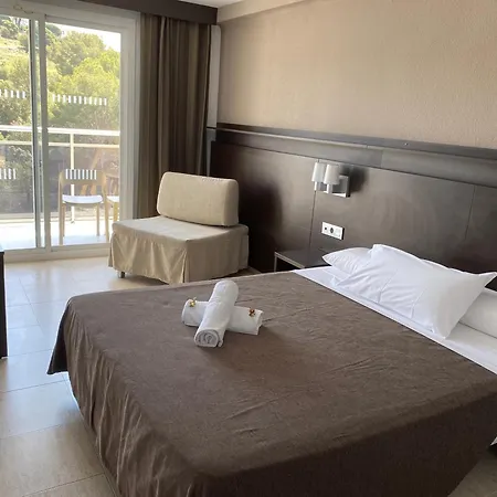 Rosamar Garden 4*
